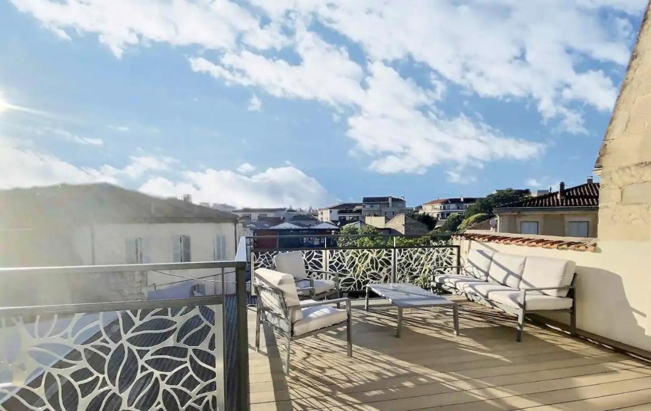 Duplex 120M2 Terrasse Vue Sur Nimes Appartement Buitenkant foto