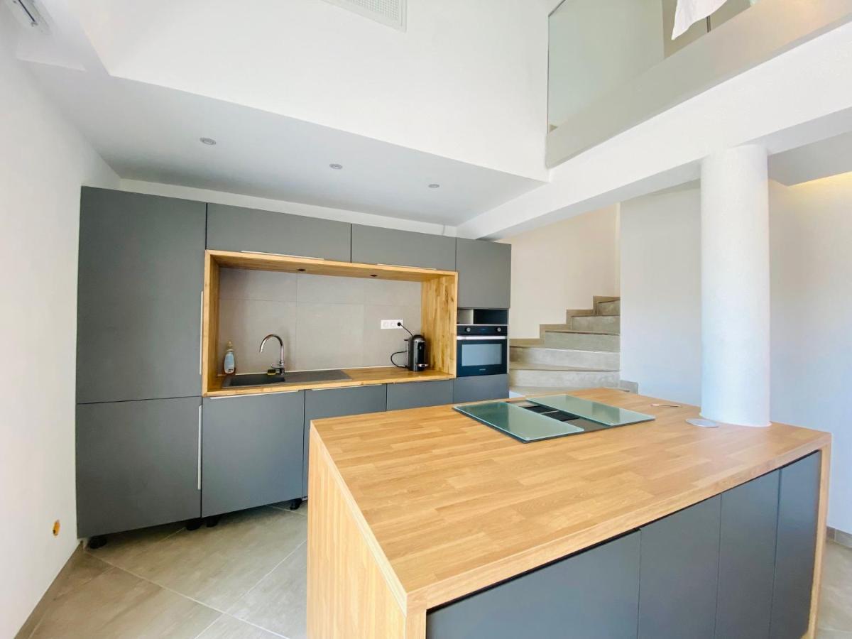 Duplex 120M2 Terrasse Vue Sur Nimes Appartement Buitenkant foto